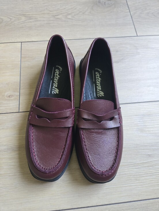 L'INTERVALLE Shoes - NWOT L'Intervalle Burgundy Leather Penny Loafers Size EU 38